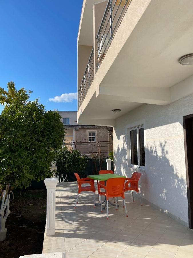 Villa Eden Breeze 2 Bedroom Apartment ซารานเดอ ภายนอก รูปภาพ
